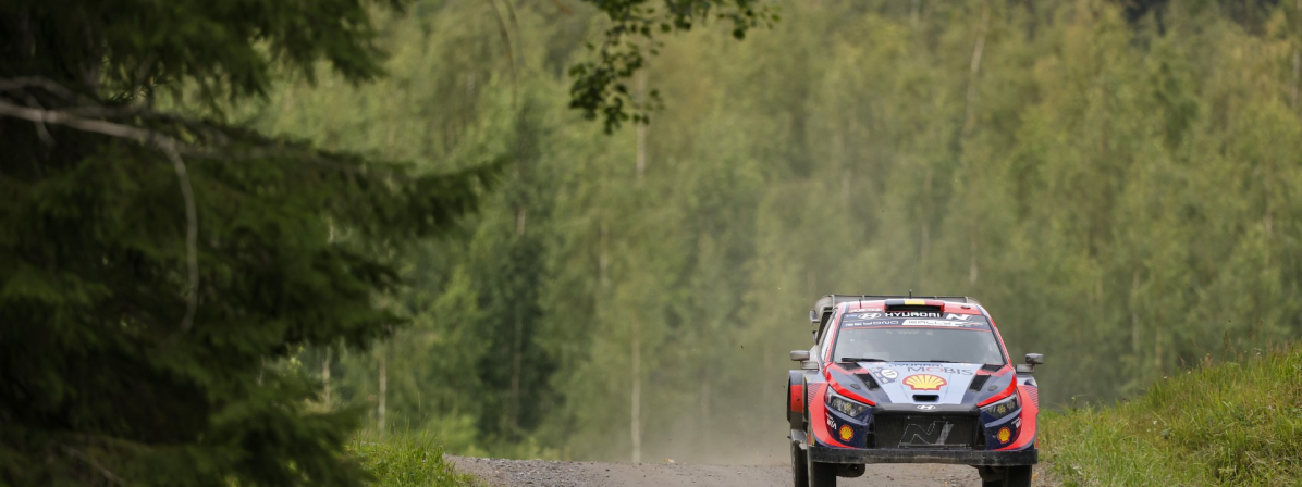Noutăți - Thierry Neuville si Hyundai Motorsport lupta pentru victorie in Raliul Finlandei - hyundaidibas